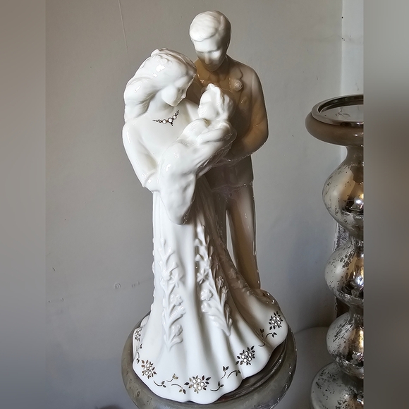 Lenox Vintage china jewels collection christening figurine Sheek - Picture 7 of 7